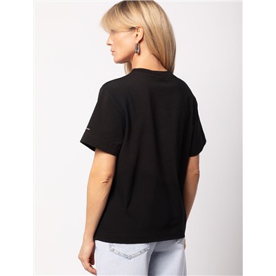 Футболка из премиального хлопка с авторским принтом