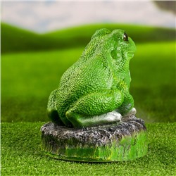 Садовая фигура из гипса «Лягушка на камне», 22×20×22 см