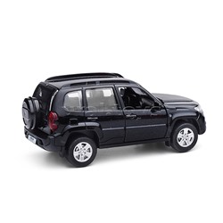 Машина металл LADA NIVA travel 12 см, (двери, черный метталлик) инерц., в коробке