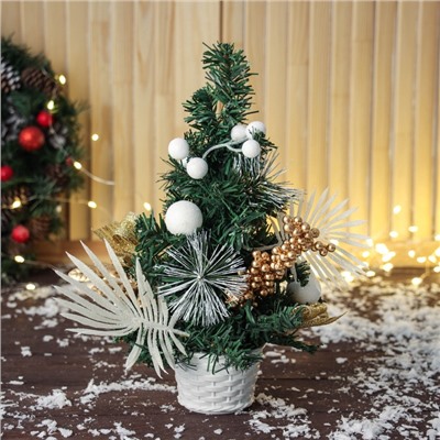 Искусственная ёлка настольная «Зимнее волшебство. Ветка ажурная», 30 см, ветки ПВХ отгибаются