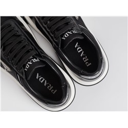 Кроссовки Prada