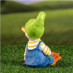 Садовая фигура из полистоуна «Утёнок с цветами», 10×5.5×16 см