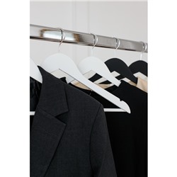 Плечики - вешалки для одежды LaDо́m Soft-Touch, 3 шт., деревянные, с перекладиной, широкие плечики, 44.5×23 см, белые