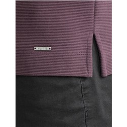 Лонгслив из мягкого фактурного трикотажа с плетеным воротником поло на пуговицах