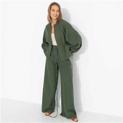 Брючный костюм для нескучного офиса, Серьезная леди (2 в 1, хаки)