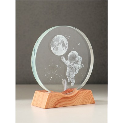 Световая фигурка стекло «Диск. Голограмма: Полёт космонавта», 5×LED, d=10 см, USB, 10×4×11.4 см