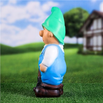 Садовая фигура из полистоуна «Гном сказочный», 17×18×39 см