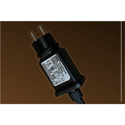 Светодиодное новогоднее дерево (210x100)