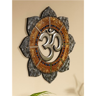 Панно резное «ОМ», 40×40×0.6 см, золотой край