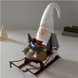 Интерьерная кукла текстильная свет «Гном в блестящем колпаке с мешком подарков на санках», 10×26×41 см