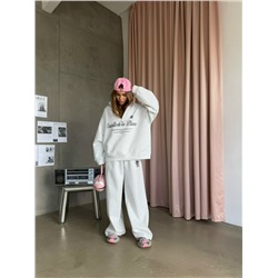 Спортивный костюм #23039703