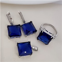 Комплект ювелирной бижутерии серьги, кулон и кольцо 17 р, покрытие посеребрение, вставка: фианит, цвет: синий, арт.313.151-17