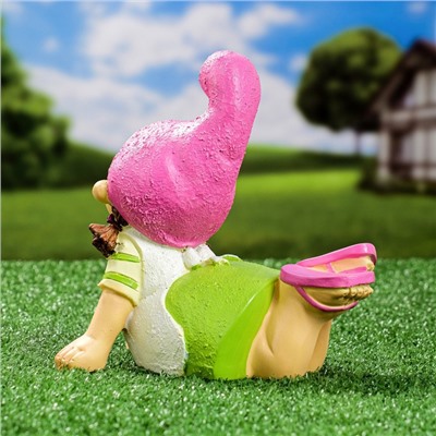 Садовая фигура из полистоуна «Девочка-гномик», 13×19×19 см