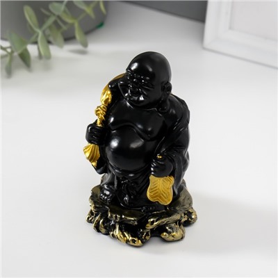 Нэцкэ фигурка полистоун «Хотей с золотым мешком и веером», чёрный 6.5×6.7×11.5 см