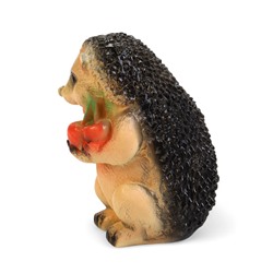 Садовая фигура из гипса «Ёжик с вишней», 9×11×13.5 см