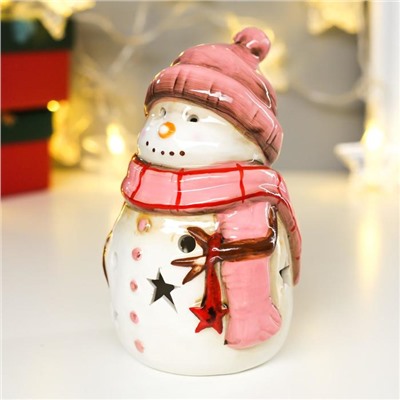 Фигурка светящаяся керамика «Снеговик в розовой вязаной шапке и шарфе», 13.5×8×8.3 см