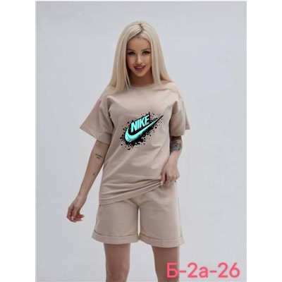 Костюм женский