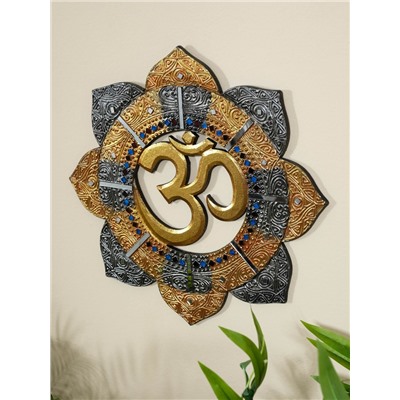 Панно резное «ОМ», 40×40×0.6 см, золотое основание