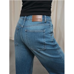 Актуальная коллекция CONTE CON-812 Синие джинсы straight с эффектом потёртостей