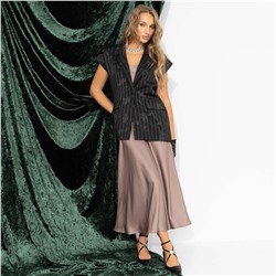 Жилет нарядный на подкладе, Слишком модно (неповторимый)