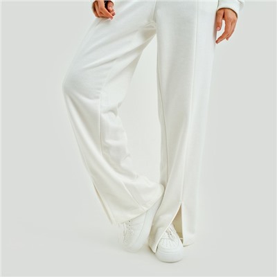 Костюм женский (джемпер, брюки) MIST Moscow, размер 48-50, молочный