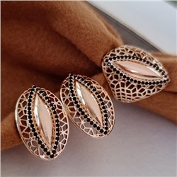 Комплект украшений ювелирная бижутерия Дубайское золото серьги и кольцо 17,5 р, покрытие позолота, вставка: фианит, цвет: черный, арт.215.308-17,5