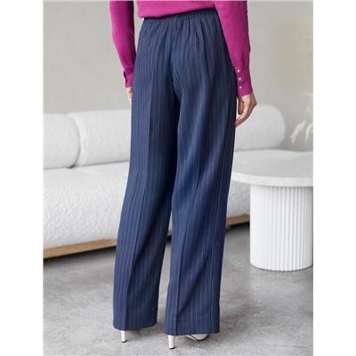 Брюки свободного кроя из костюмной ткани