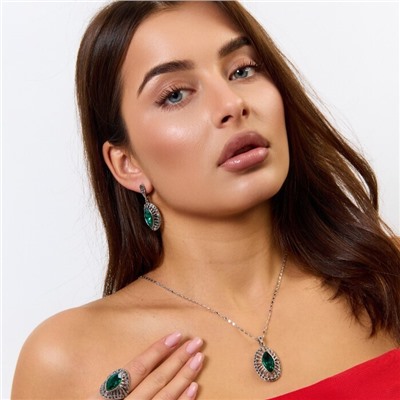 Комплект ювелирной бижутерии коллекция "Дубай" серьги, кулон и кольцо 18 р, покрытие посеребрение, вставка: стекло и марказиты, цвет: изумрудный и графитовый, арт.414.165-18