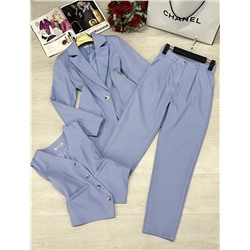 Костюм тройка