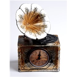 Часы настольные интерьерные «Граммофон», на батарейках, 15.5×9.5×24.5 см, d=7 см