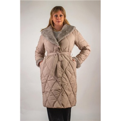 Стеганое пальто с меховой отделкой арт. 23153 (Бежевый)