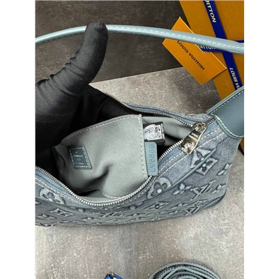 Джинсы #23087315