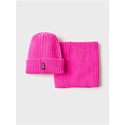 Комплект вязаный для девочки: шапка, снуд