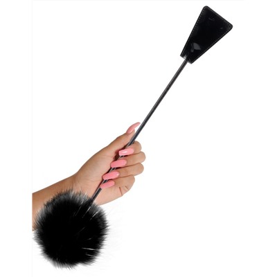 Черный стек Feather Crop с пуховкой на конце - 53,3 см.