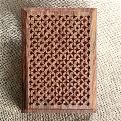 Шкатулка «Резная», 18×13×6 см, дерево