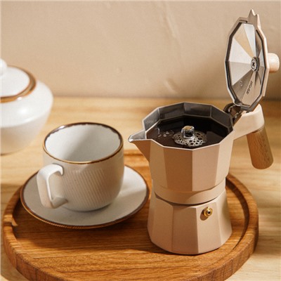 Кофеварка гейзерная SL Home «Ферамо», 150 мл, 11×15.5×12 см, цвет бежевый