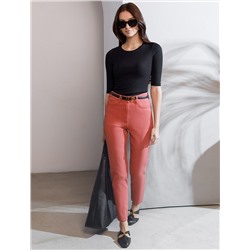 Футболка из трикотажа в широкий рубчик