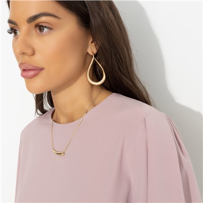 Блуза с асимметричными рукавами, Значение моды