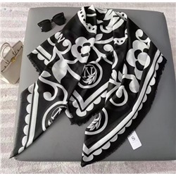 Платок #23052906