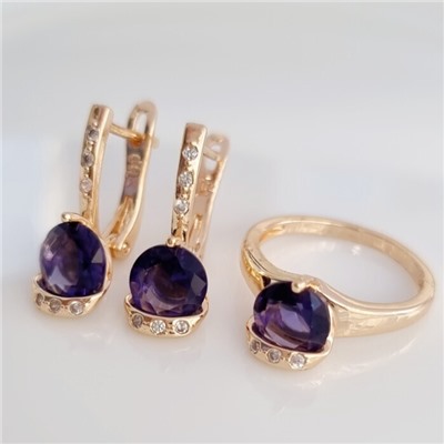 Комплект ювелирная бижутерия коллекция  "Дубай" серьги и кольцо 18 р, покрытие: позолота, вставка: фианиты, цвет: фиолетовый и прозрачный, арт.217.317-18