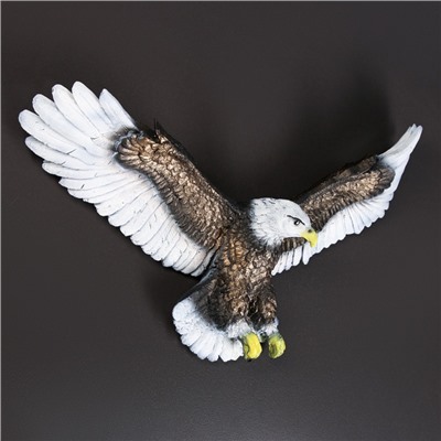 Подвесной декор из полистоуна «Орел летящий», 53×32 см