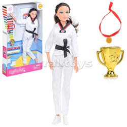 Кукла с аксессуарами, в коробке