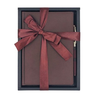 Подарочный набор Ежедневник недатированный А5+ 272 стр. "LEADER" (КОРИЧНЕВЫЙ)+ ручка 3-129/03-2 Bruno Visconti