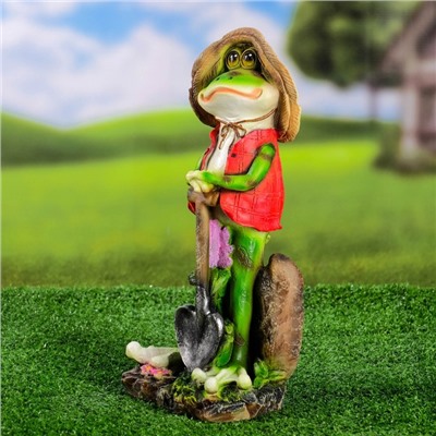 Садовая фигура из полистоуна «Лягушонок-садовник», 17×12×33 см