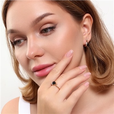 Комплект ювелирной бижутерии коллекция "Дубай" серьги и кольцо 17 р, покрытие позолота, вставка: фианиты, цвет: черный и прозрачный, арт.215.372-17