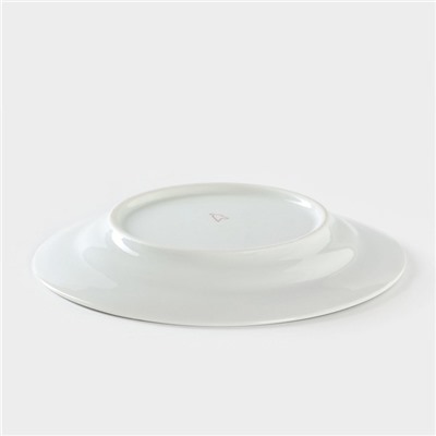 Тарелка фарфоровая «Розовый цветок», d=17.5 см