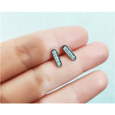 Серьги из стали