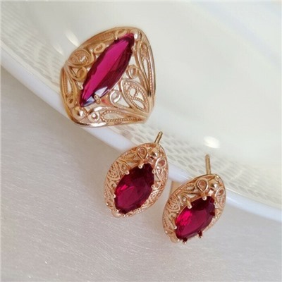 Комплект ювелирной бижутерии коллекция "Дубай" серьги и кольцо, покрытие: позолота, вставка: камень, цвет: красный, р-р 20, 7602, арт.216.349-20