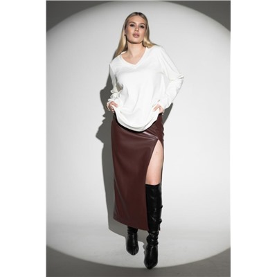 Лонгслив с V- образным вырезом (Молочный)