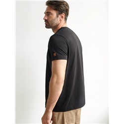 Футболка из премиального хлопка с авторским принтом